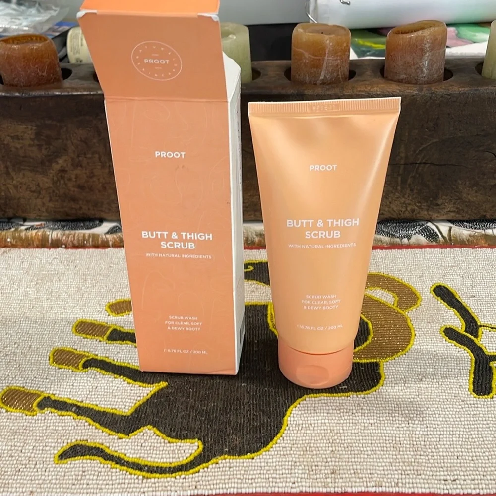 NIB BUTT & THIGH SCRUB - Picture 5 of 6